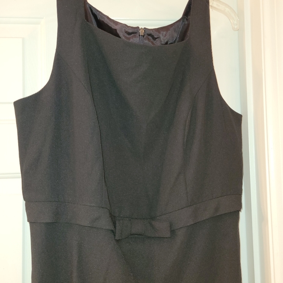 Dress - Picture 5 of 7